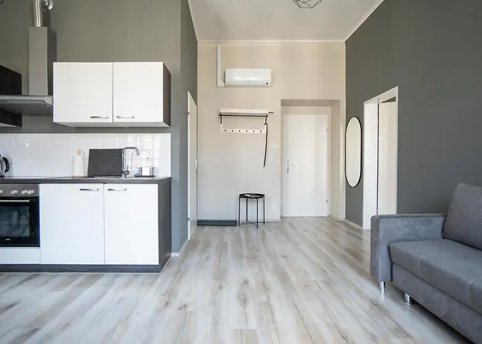 Brand New Renovated Near Augarten * Вена