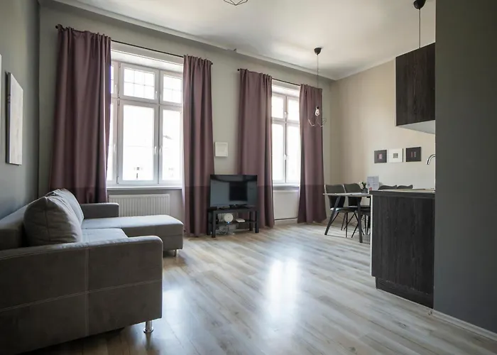 Brand New Renovated Near Augarten *